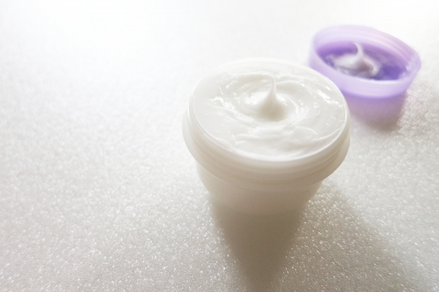 保湿クリーム