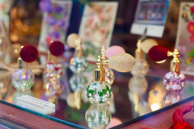 香水瓶 パヒューム