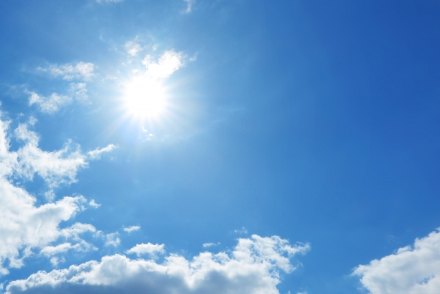 太陽と青空